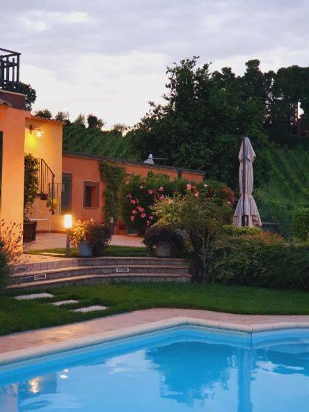 Villa Poggio Montali Monte Roberto Exterior foto