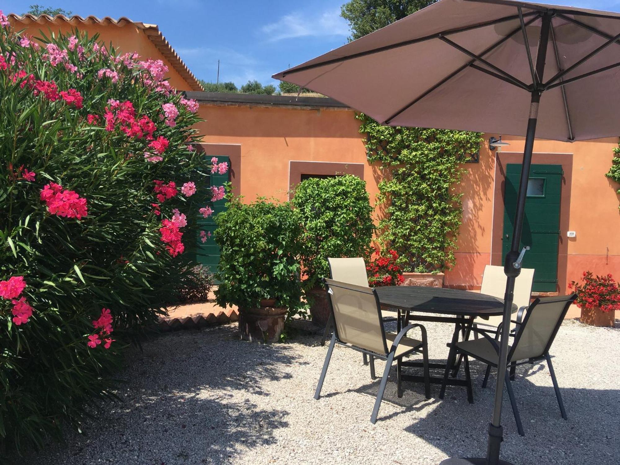 Villa Poggio Montali Monte Roberto Exterior foto