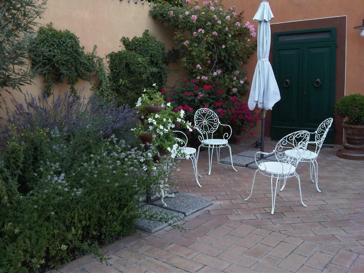 Villa Poggio Montali Monte Roberto Exterior foto